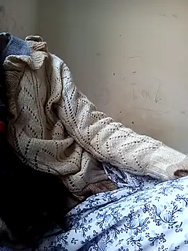 Snapshot of Riya_917 chatting on 11-21-25, 05:50 Riya 917 online show from 11-21-25, 05:50