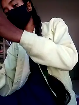 Snapshot of Riya_917 chatting on 11-26-25, 08:37 Riya 917 online show from 11-26-25, 08:37