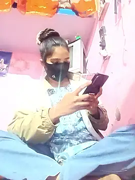 Snapshot of Riya_917 chatting on 01-18-26, 01:48 Riya 917 online show from 01-18-26, 01:48