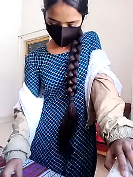 Snapshot of Riya_917 chatting on 02-05-26, 08:08 Riya 917 online show from 02-05-26, 08:08