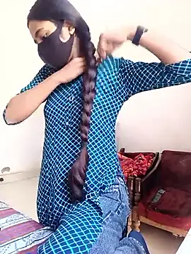 Snapshot of Riya_917 chatting on 02-12-26, 06:19 Riya 917 online show from 02-12-26, 06:19