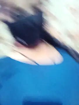 Snapshot of Riya_917 chatting on 03-10-26, 06:02 Riya 917 online show from 03-10-26, 06:02