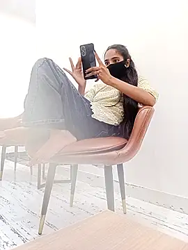 Snapshot of Riya_917 chatting on 03-16-26, 12:42 Riya 917 online show from 03-16-26, 12:42