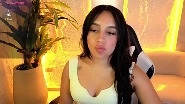 Juliana Tx online show from 03-13-26, 03:13