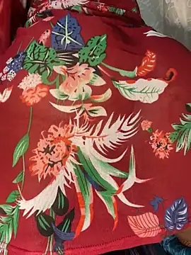 Snapshot of MaskedMuseXXX chatting on 12-18-25, 08:37 MaskedMuseXXX online show from 12-18-25, 08:37