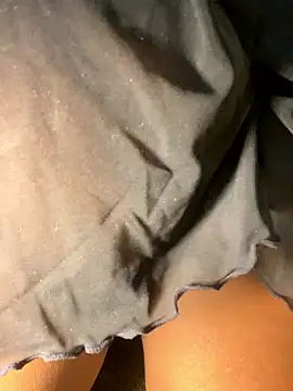 Snapshot of MaskedMuseXXX chatting on 01-09-26, 09:27 MaskedMuseXXX online show from 01-09-26, 09:27