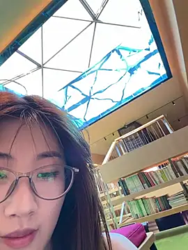 GG-BONG1 online show from 05-09-26, 08:19