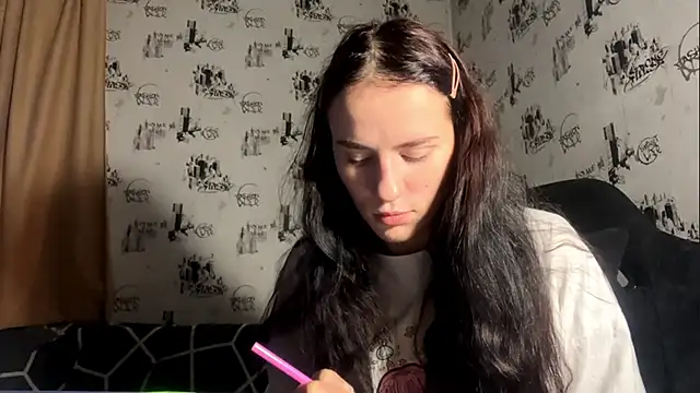 Snapshot of AliciaCapehart chatting on 11-30-25, 07:12 AliciaCapehart online show from 11-30-25, 07:12