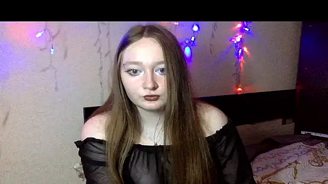 Snapshot of vdpink chatting on 11-11-25, 04:29 vdpink online show from 11-11-25, 04:29