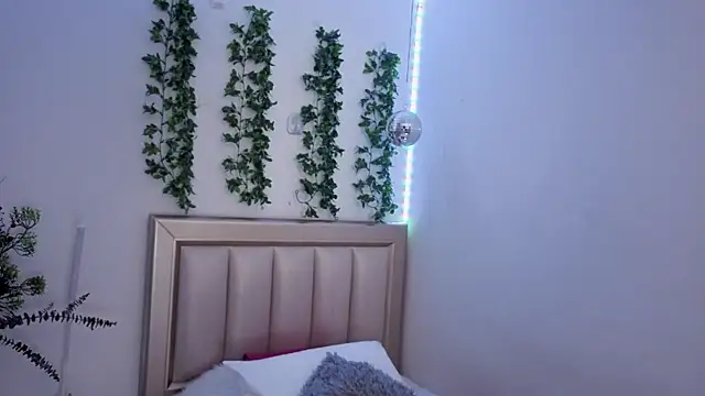 Iamnyxy online show from 01-12-26, 01:05