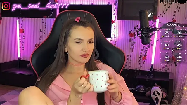 -RED HAT- online show from 04-17-26, 09:45