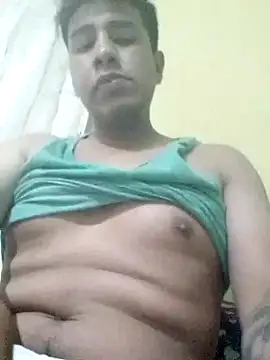 Snapshot of flashyqsz chatting on 11-15-25, 08:00 flashyqsz online show from 11-15-25, 08:00