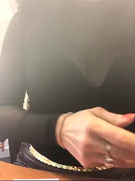 Snapshot of Deessenympho chatting on 02-09-26, 09:35 Deessenympho online show from 02-09-26, 09:35