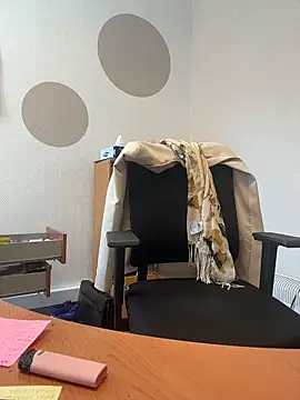 Snapshot of Deessenympho chatting on 03-09-26, 10:19 Deessenympho online show from 03-09-26, 10:19