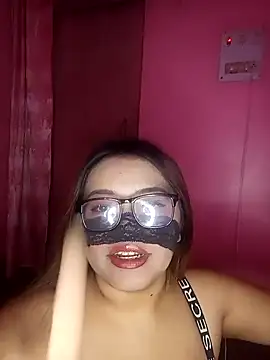 Bunnybush37 online show from 02-09-26, 03:16