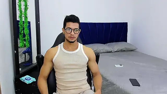 Snapshot of Nolan_joness chatting on 11-21-25, 01:43 Nolan joness online show from 11-21-25, 01:43