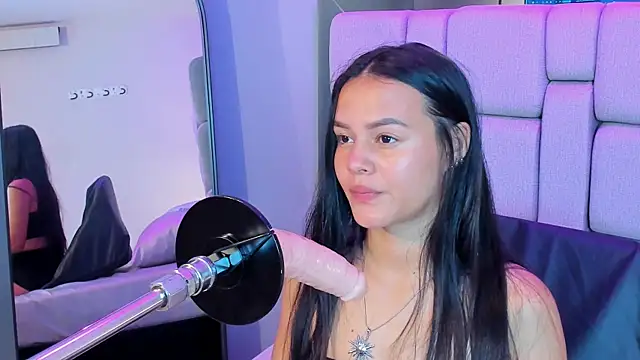 Snapshot of Sara_rhoades chatting on 11-26-25, 11:55 Sara rhoades online show from 11-26-25, 11:55