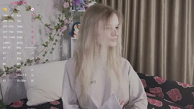 Snapshot of MicheleHonas chatting on 03-15-26, 06:14 MicheleHonas online show from 03-15-26, 06:14