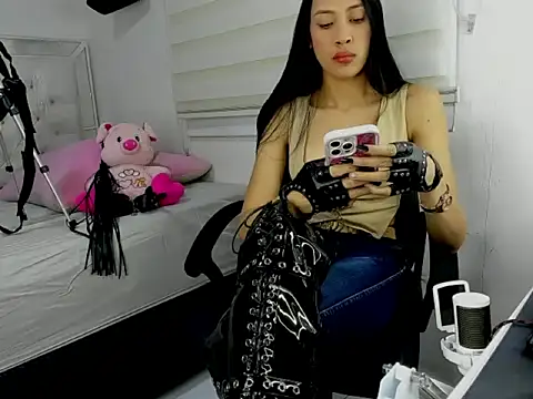 Snapshot of goddess_of_bitches chatting on 02-07-26, 03:32 goddess of bitches online show from 02-07-26, 03:32