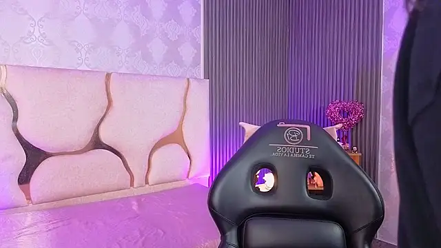 Joselyn tay online show from 07-28-26, 04:39