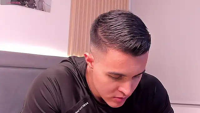 Mason bennet online show from 04-27-26, 09:46