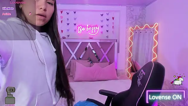 ISABELA TAY online show from 03-26-26, 11:38