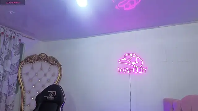 ISABELA TAY online show from 04-29-26, 11:36