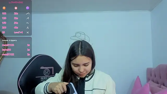 ISABELA TAY online show from 06-06-26, 11:37