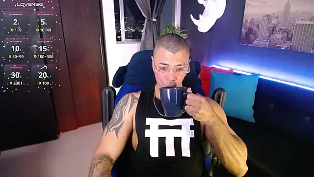 Zed ferrer online show from 07-29-26, 01:59