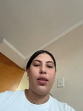 Anna Bitch Disgusting online show from 03-22-26, 10:35