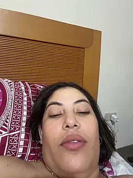 Anna Bitch Disgusting online show from 03-29-26, 01:22