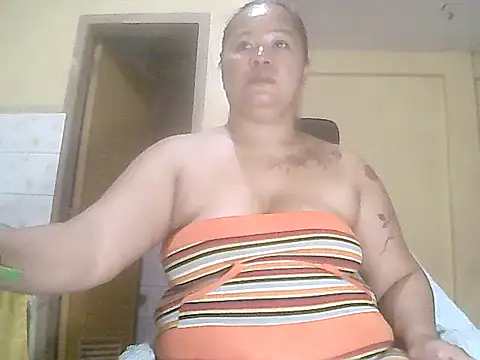 Snapshot of loriepinay46 chatting on 02-07-26, 11:08 loriepinay46 online show from 02-07-26, 11:08