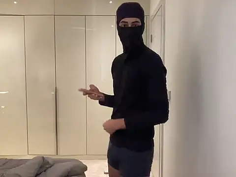 Snapshot of lenny_summers chatting on 04-01-26, 03:09 lenny summers online show from 04-01-26, 03:09