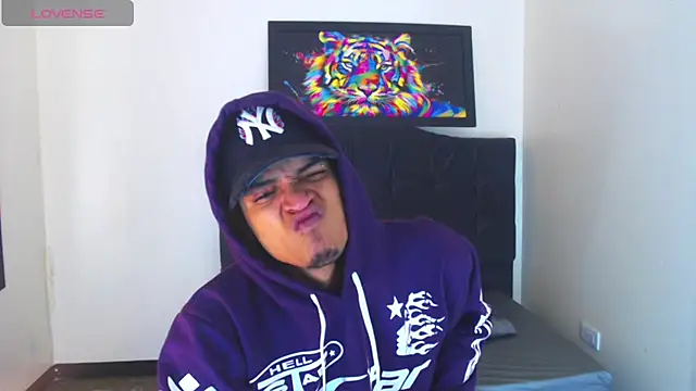 Isaacas  online show from 11-27-25, 11:23