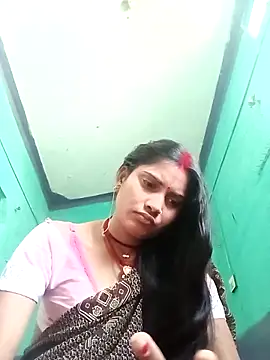 Pushpa hotty online show from 04-16-26, 03:40