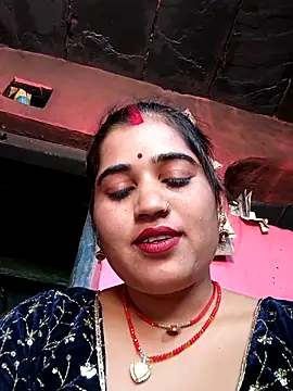 Hot kamla online show from 04-29-26, 07:34