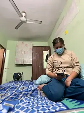 Cute hotzara online show from 11-21-25, 04:55