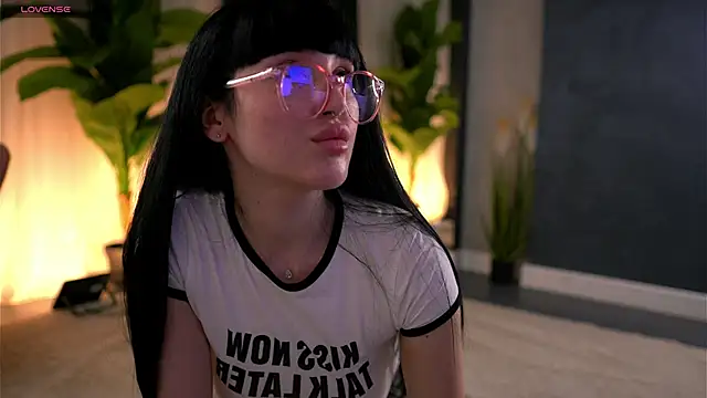 WendyyLuv online show from 06-21-26, 08:22