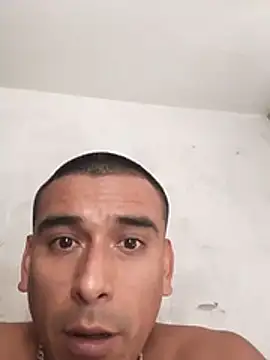 Snapshot of Solo_privado chatting on 04-03-26, 08:18 Solo privado online show from 04-03-26, 08:18