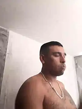 Snapshot of Solo_privado chatting on 05-15-26, 02:46 Solo privado online show from 05-15-26, 02:46