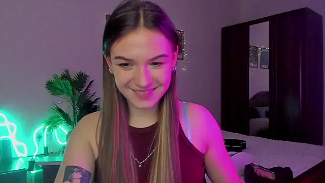 luna lust 212 online show from 03-02-26, 07:43