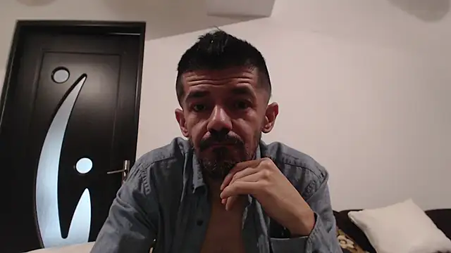 Dale E online show from 11-15-25, 06:44