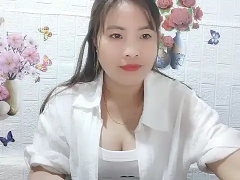 Snapshot of Site-loe chatting on 02-08-26, 01:25 Site-loe online show from 02-08-26, 01:25