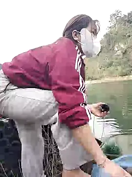 Snapshot of Site-loe chatting on 03-10-26, 12:37 Site-loe online show from 03-10-26, 12:37