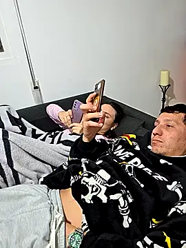 Snapshot of 7milo chatting on 02-15-26, 06:59 7milo online show from 02-15-26, 06:59