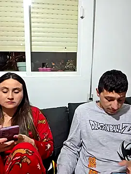 Snapshot of 7milo chatting on 02-19-26, 06:48 7milo online show from 02-19-26, 06:48