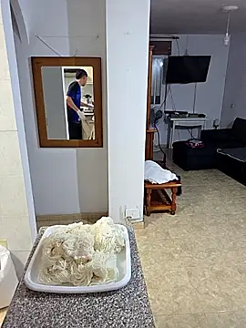 Snapshot of 7milo chatting on 03-20-26, 08:57 7milo online show from 03-20-26, 08:57