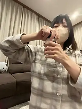 mayumichan13 online show from 04-05-26, 08:50