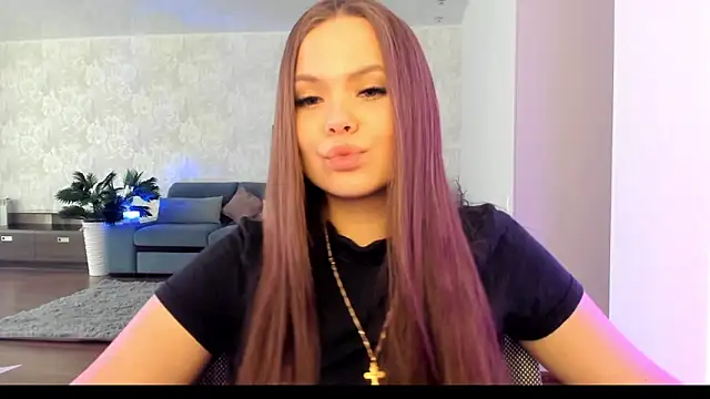 Kira love 81 online show from 05-24-26, 04:17