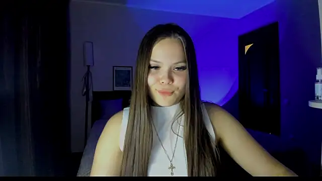 Kira love 81 online show from 05-26-26, 07:43
